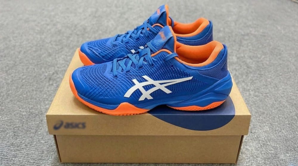 적절한 피클볼 신발을 선택하는 것을 고려하면 플레이어에게 효과와 편안함을 가져다줄 것입니다. 사진: 비엣 안