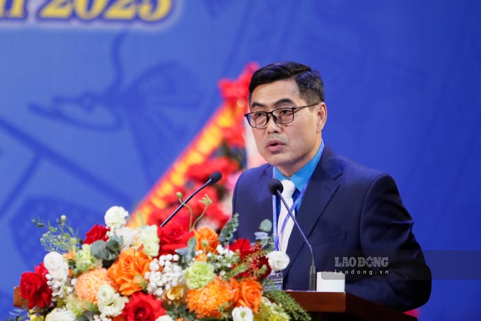 Tan Minh Long 씨 - 2025-2030 임기 제13차 Dien Bien 지방 노동 연맹 회장. 사진: Quang Dat