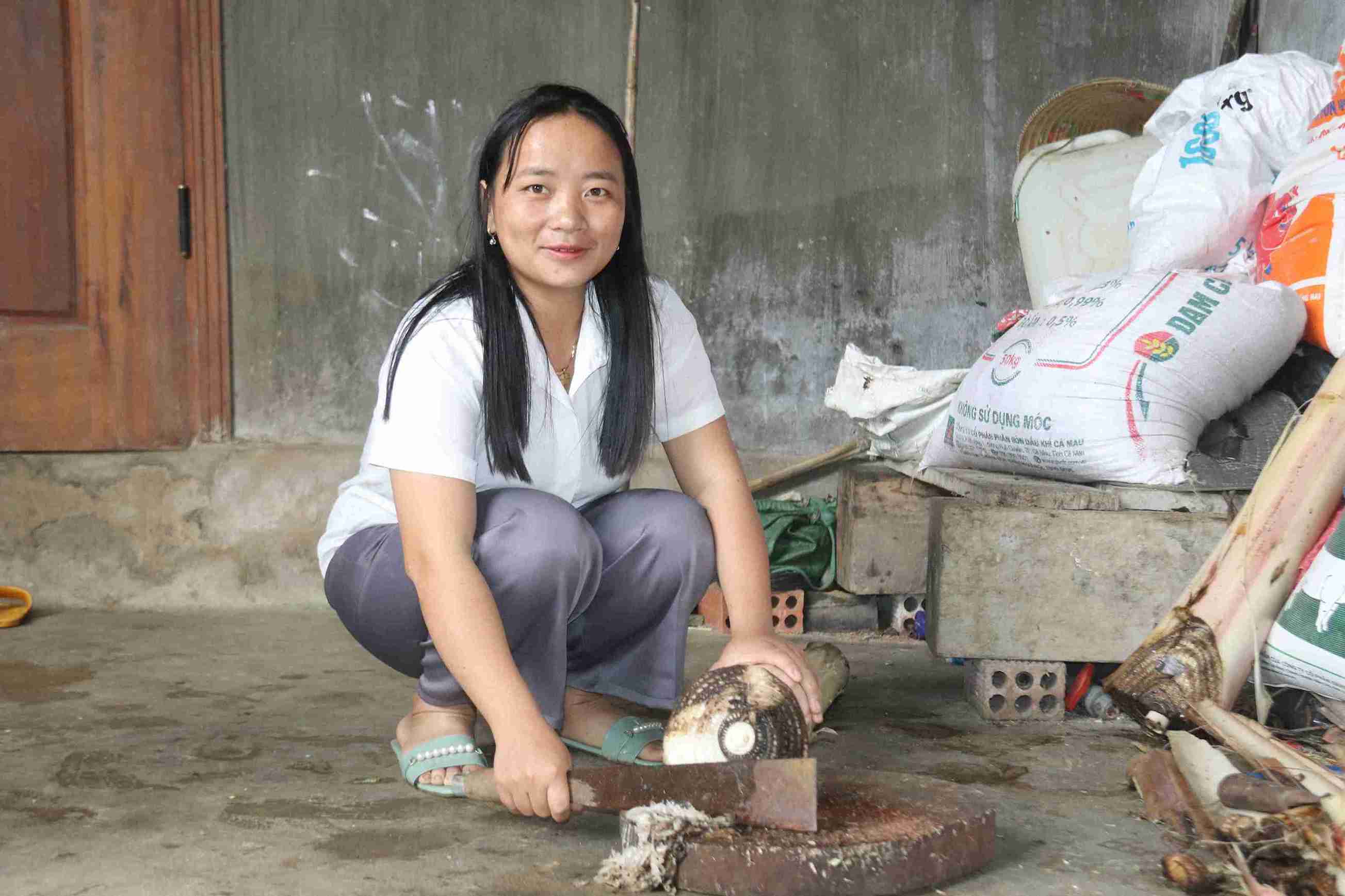 Viec to chuc cac lop hoc nghe da khoi day tinh than tu luc, tu cuong trong dong bao dan toc thieu so. Anh: Bao Lam  