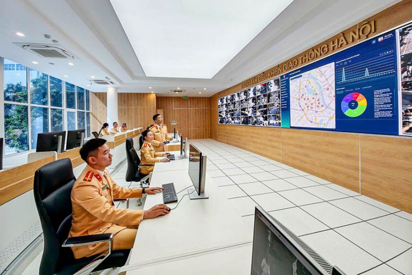 The Center for Artificial Intelligence (AI) Traffic Control of Hanoi City Police. Photo: To The