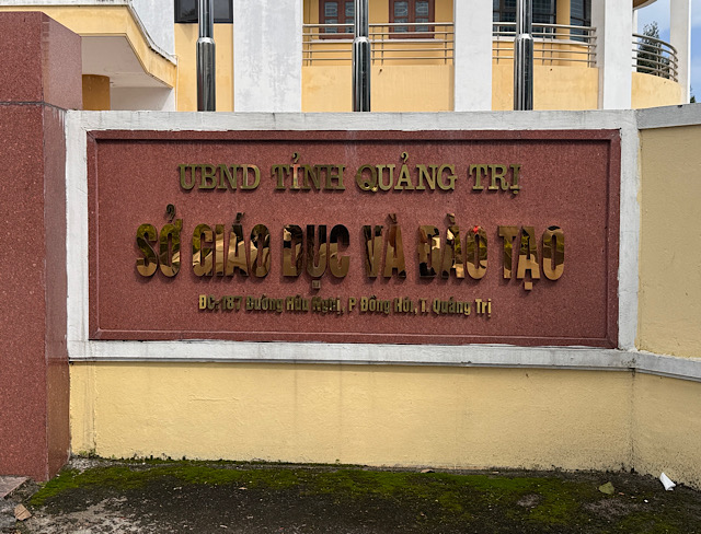 El Departamento de Educacion y Formacion de Quang Tri propone muchos planes para reorganizar las unidades subordinadas. Foto: Cong Sang