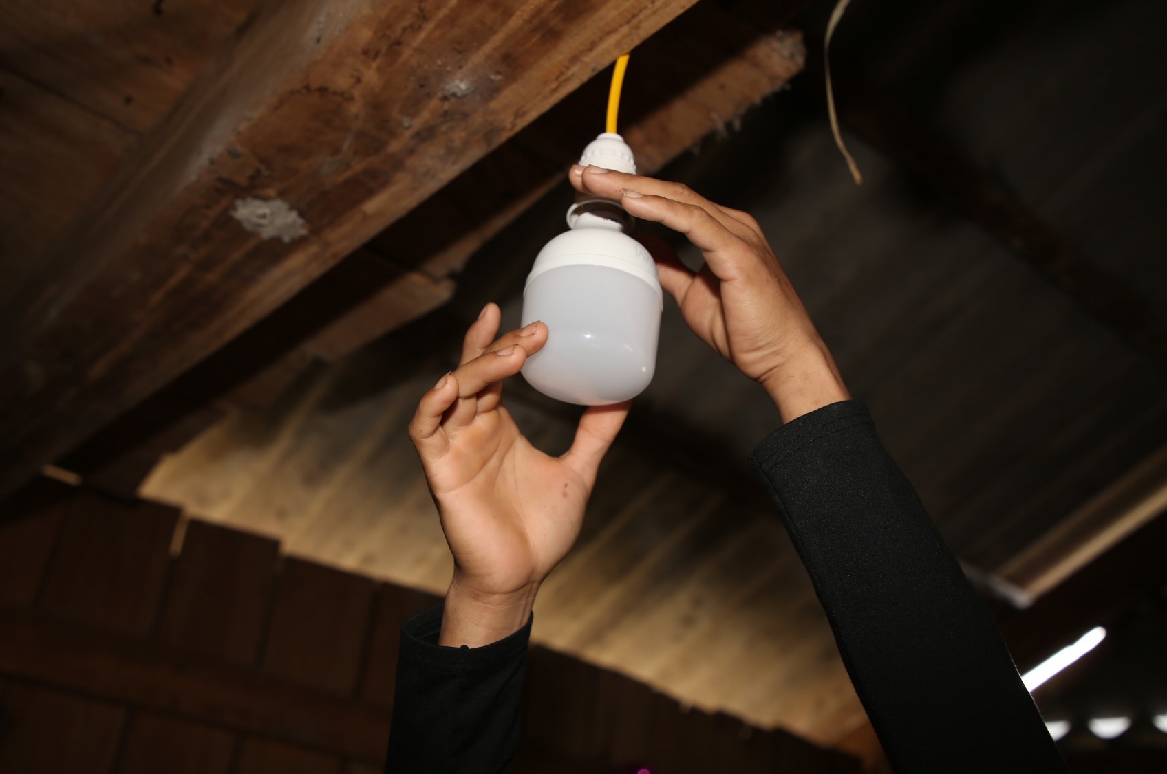 Viec co dien giup nguoi dan nang cao doi song hang ngay. Anh: Cong Sang