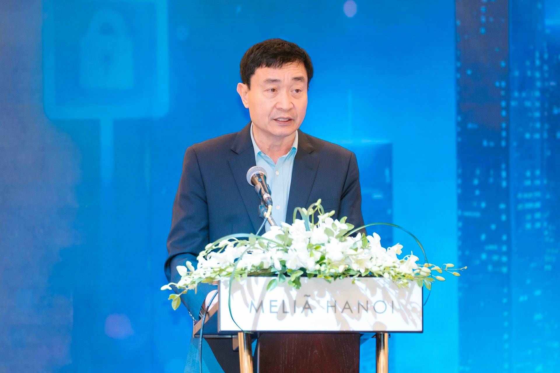 Trung tuong Nguyen Minh Chinh, Pho Chu tich Thuong truc Hiep hoi An ninh mang Quoc gia phat bieu tai Hoi thao. Anh: Ban To chuc