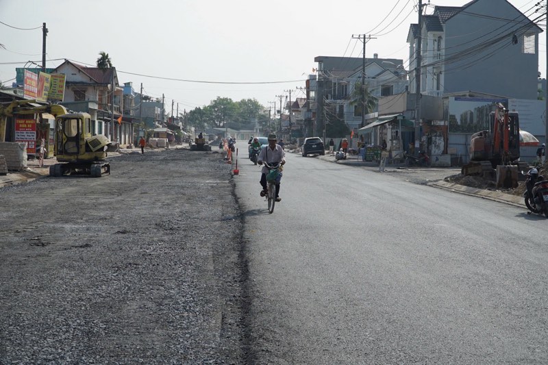 Lo Lu Street in Ho Chi Minh City changes its appearance, people are happy because there will be a beautiful road before Tet
