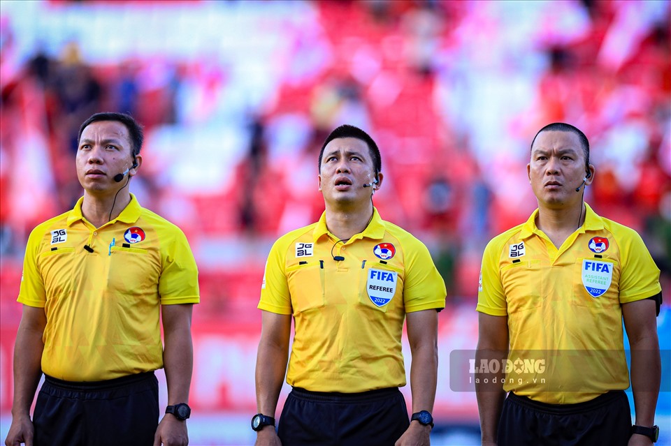 Referee Hoang Ngoc Ha is a FIFA referee in 2026. Photo: Minh Dan