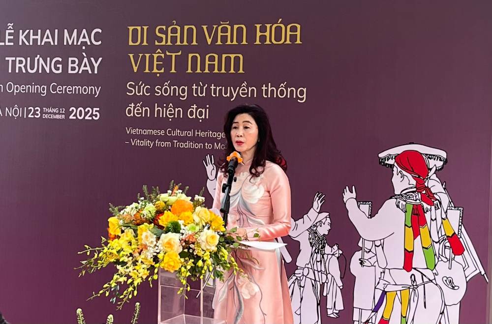 Ba Le Thi Thu Hien, Cuc truong Cuc Di san Van hoa phat bieu tai buoi le. Anh: Chi Long