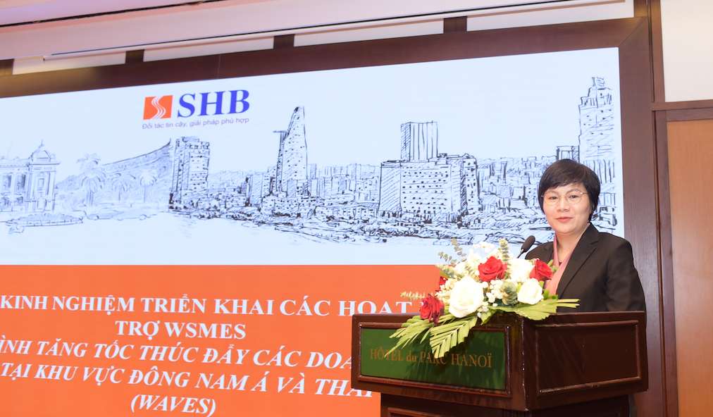 Dai dien SHB chia se ve kinh nghiem trien khai du an. Anh: SHB 