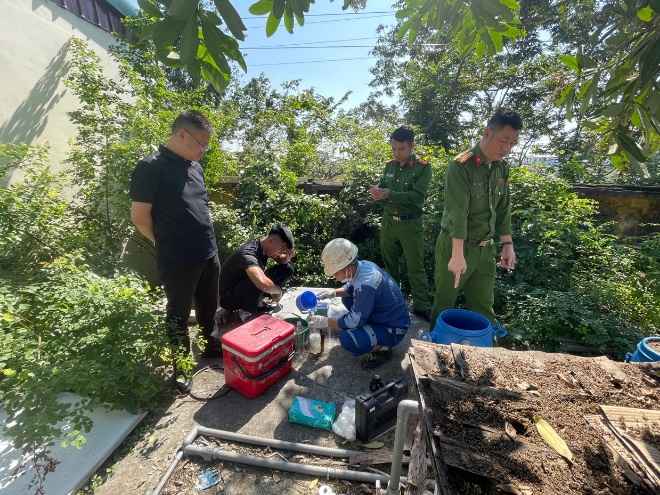 Phát hiện doanh nghiệp xả nước thải vượt quy chuẩn tại phường Đường Hào