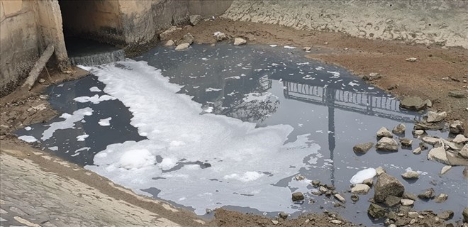 Xả thải không đúng nơi quy định có thể bị xử phạt theo quy định. Ảnh: Nguyễn Hùng