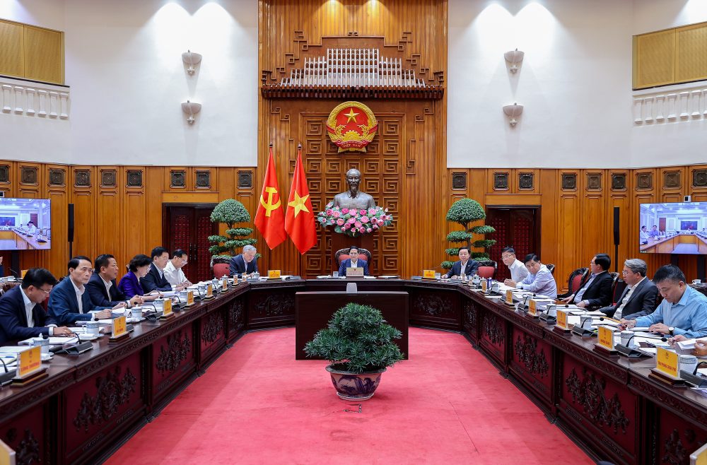 Thu tuong Chinh phu yeu cau danh gia phuong thuc dau tu duong sat cao toc Bac -Nam trong thang 1.2026. Anh: Nhat Bac 