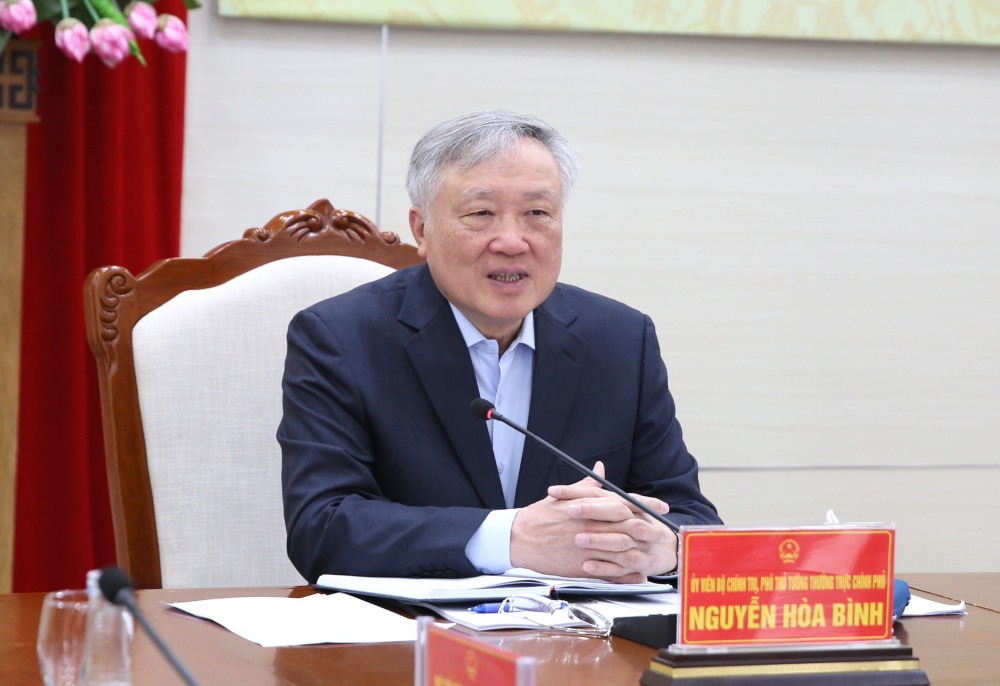 Deputy Prime Minister Nguyen Hoa Binh is the Head of the Central People's Air Defense Steering Committee. Photo: Pham Dong