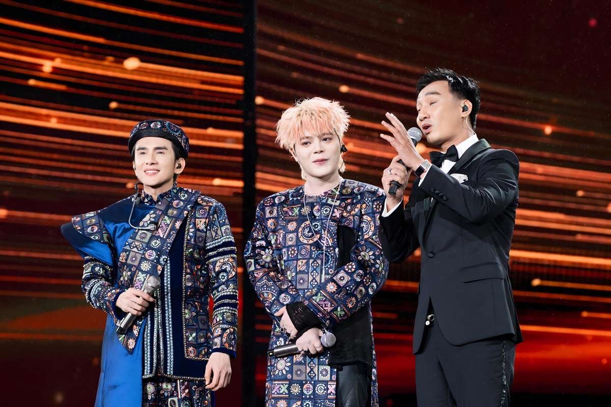 Anh: Nghe si cung cap.