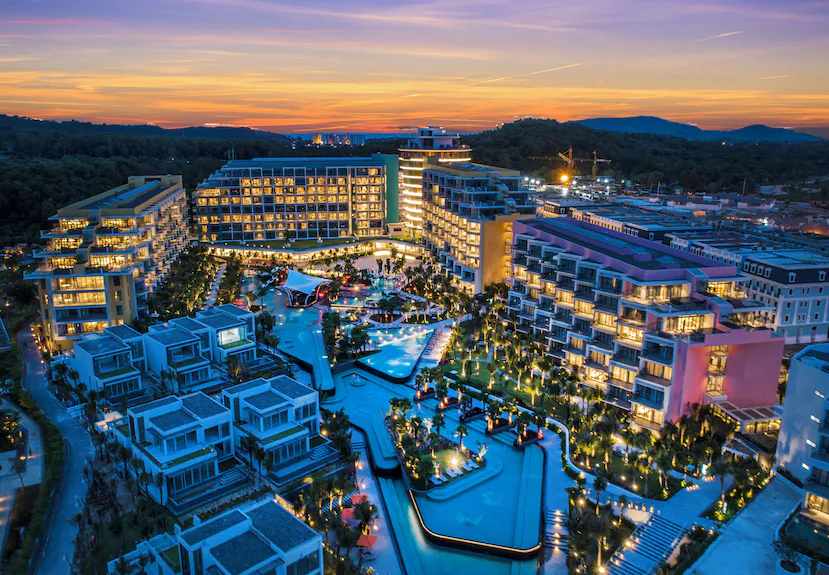 Premier Residences Phu Quoc Emerald Bay la diem den nghi duong cao cap. Anh: Premier Residences Phu Quoc Emerald Bay