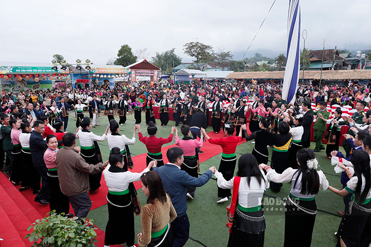 Muong Lay Ward, Dien Bien Province will organize a party to set a Vietnamese record. Photo: Quang Dat
