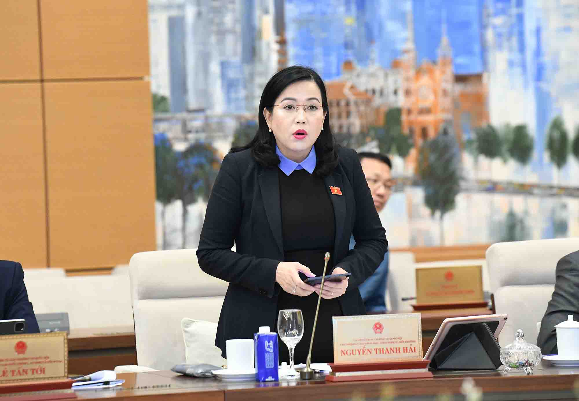 Chairman of the Committee for Science, Technology and Environment Nguyen Thanh Hai stated that in the past, the price of green vegetables was very expensive. Photo: Lam Hien