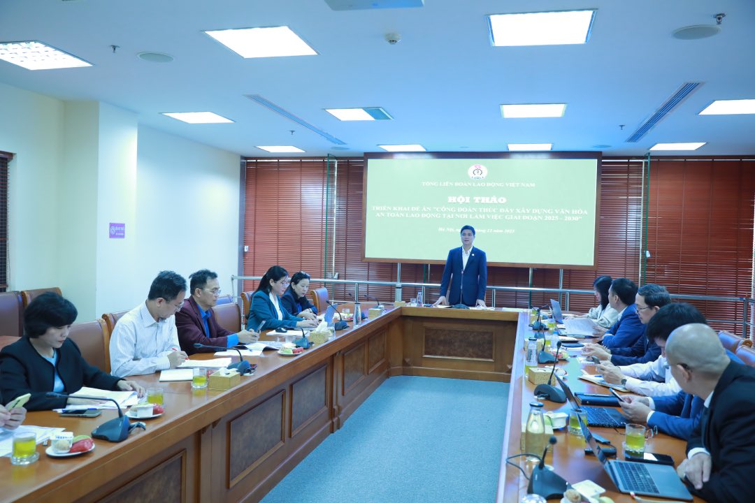 Toan canh hoi thao. Anh: Bao Han 