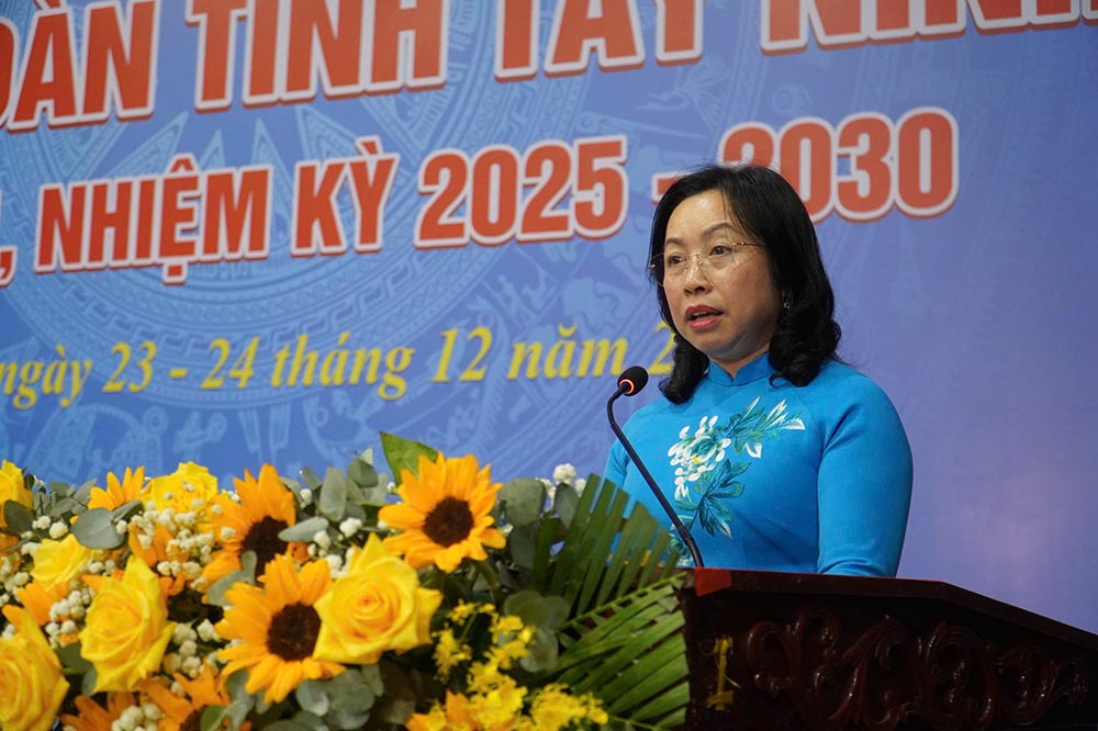 Ba Thai Thu Xuong phat bieu chi dao tai Dai hoi. Anh: Thanh Vu