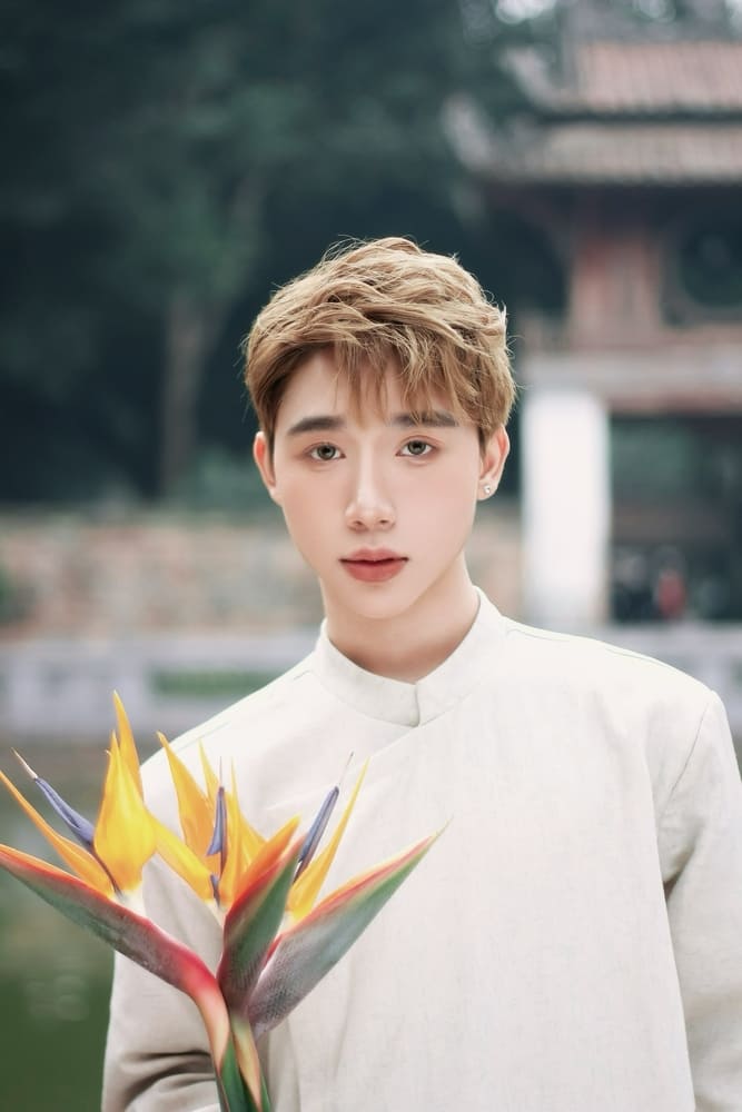 Nam ca si tre Duc Vinh 