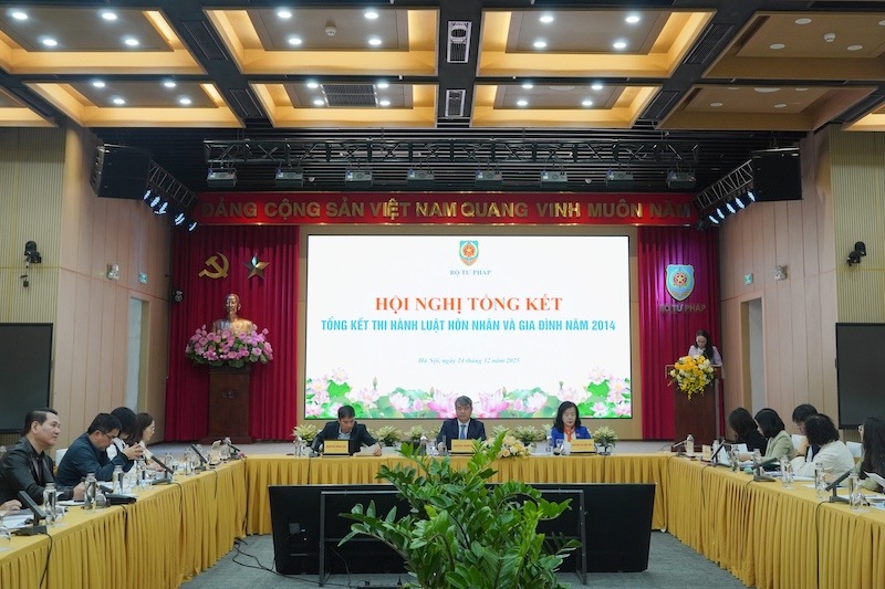 The Conference on summarizing the implementation of the 2014 Law on Marriage and Family was organized by the Ministry of Justice. Photo: Ministry of Justice