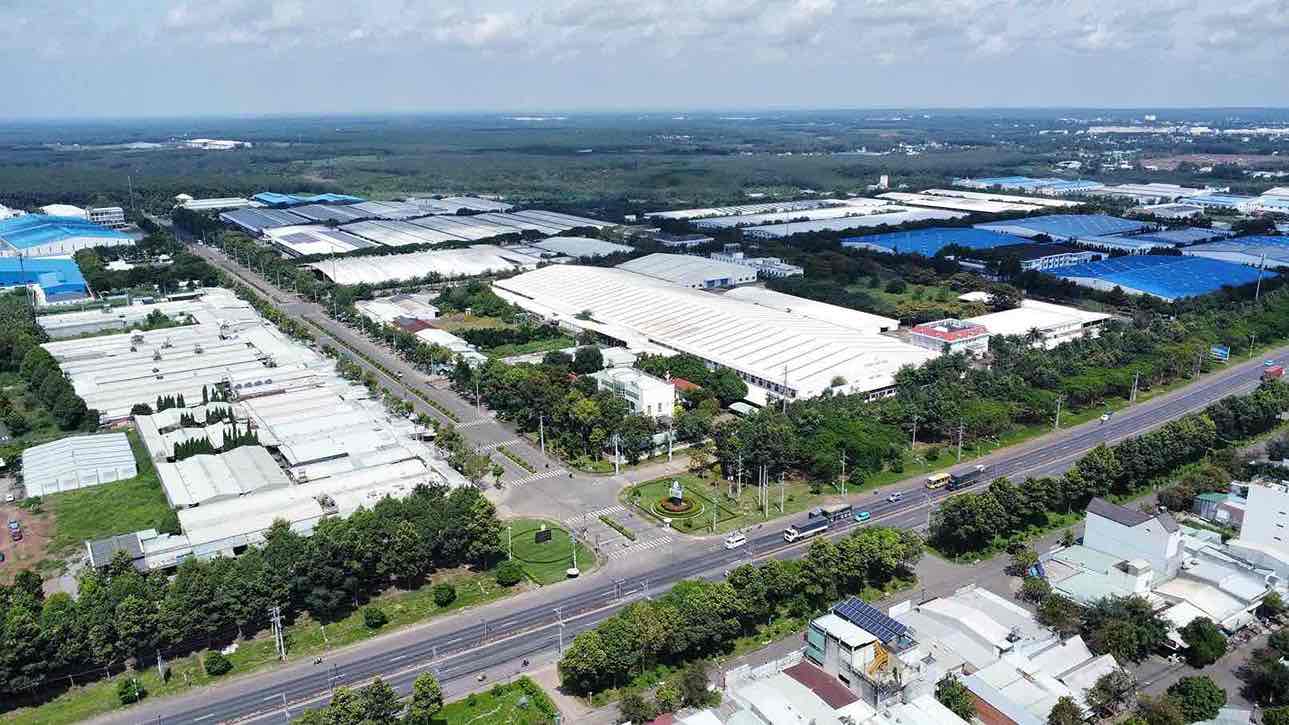 동나이는 노동 분야에서 위반한 빈프억동 북동푸 산업단지의 한 기업을 처벌했습니다. 사진: HAC