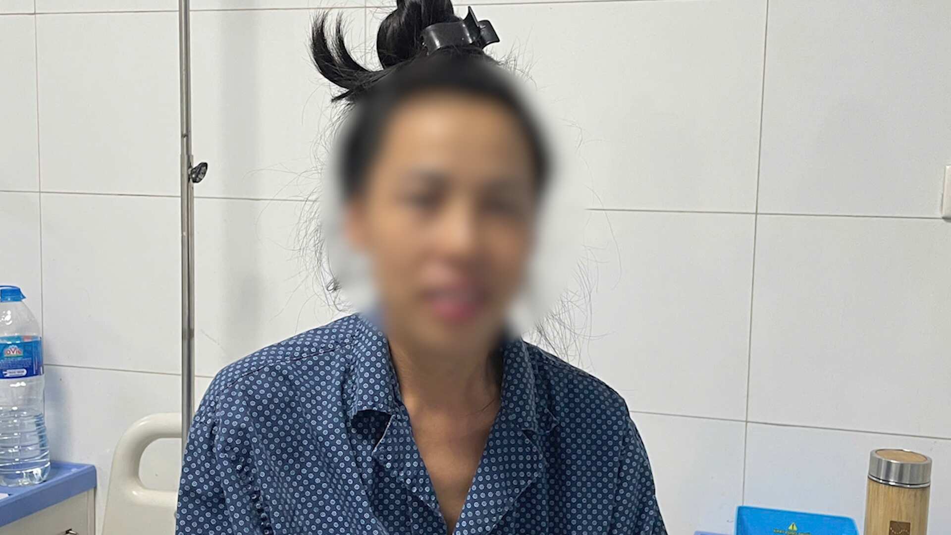 Chi Tong Thi T chia se ve tinh trang phu ne keo dai, gay nhieu kho khan trong sinh hoat hang ngay. Anh: Cao Thom