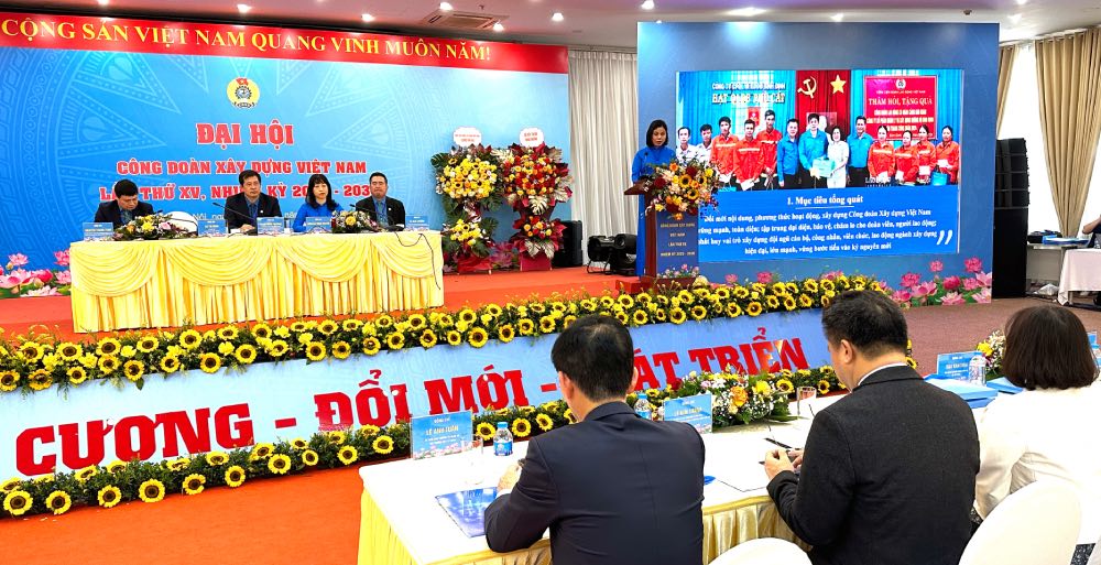 Quang canh Dai hoi Cong doan Xay dung Viet Nam lan thu XV, nhiem ky 2025-2030. Anh: Ha Anh