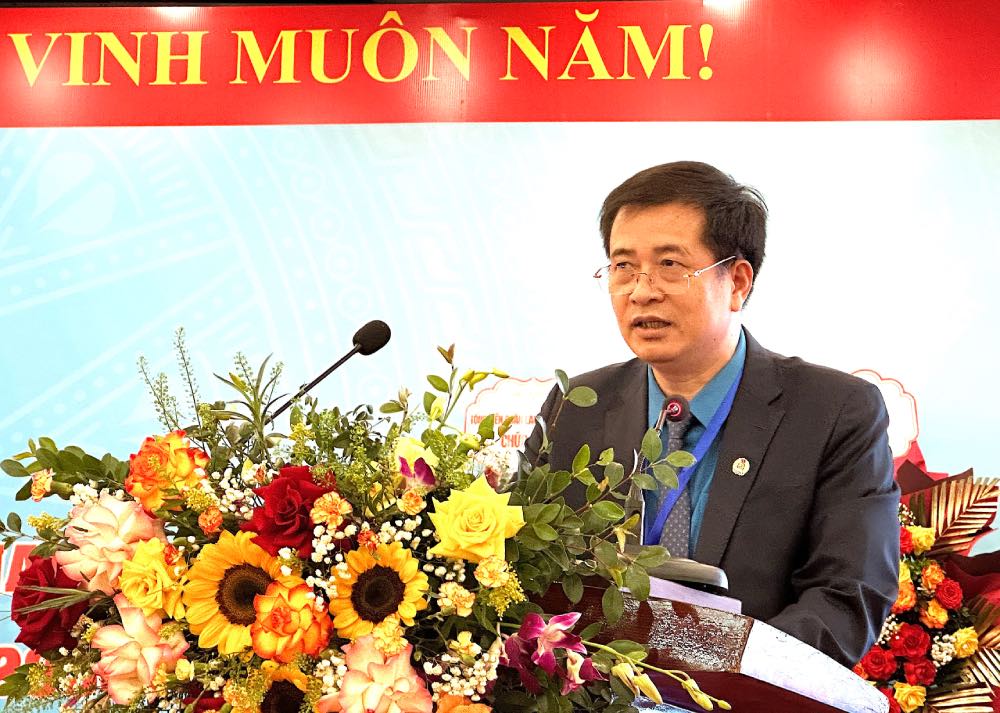 Ong Pham Hoai Phuong - Chu tich Cong doan Xay dung Viet Nam phat bieu khai mac dai hoi. Anh: Ha Anh