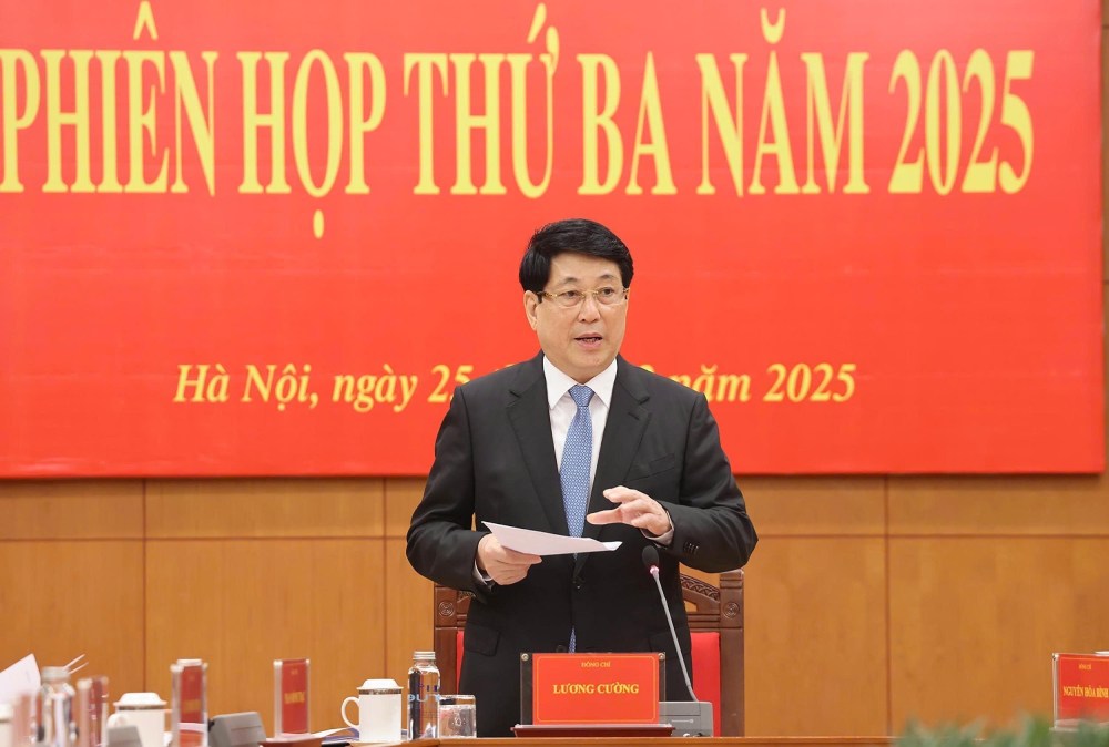 Politburo member and President Luong Cuong chaired the 3rd meeting of the Central Steering Committee for Judicial Reform. Photo: Lam Khanh