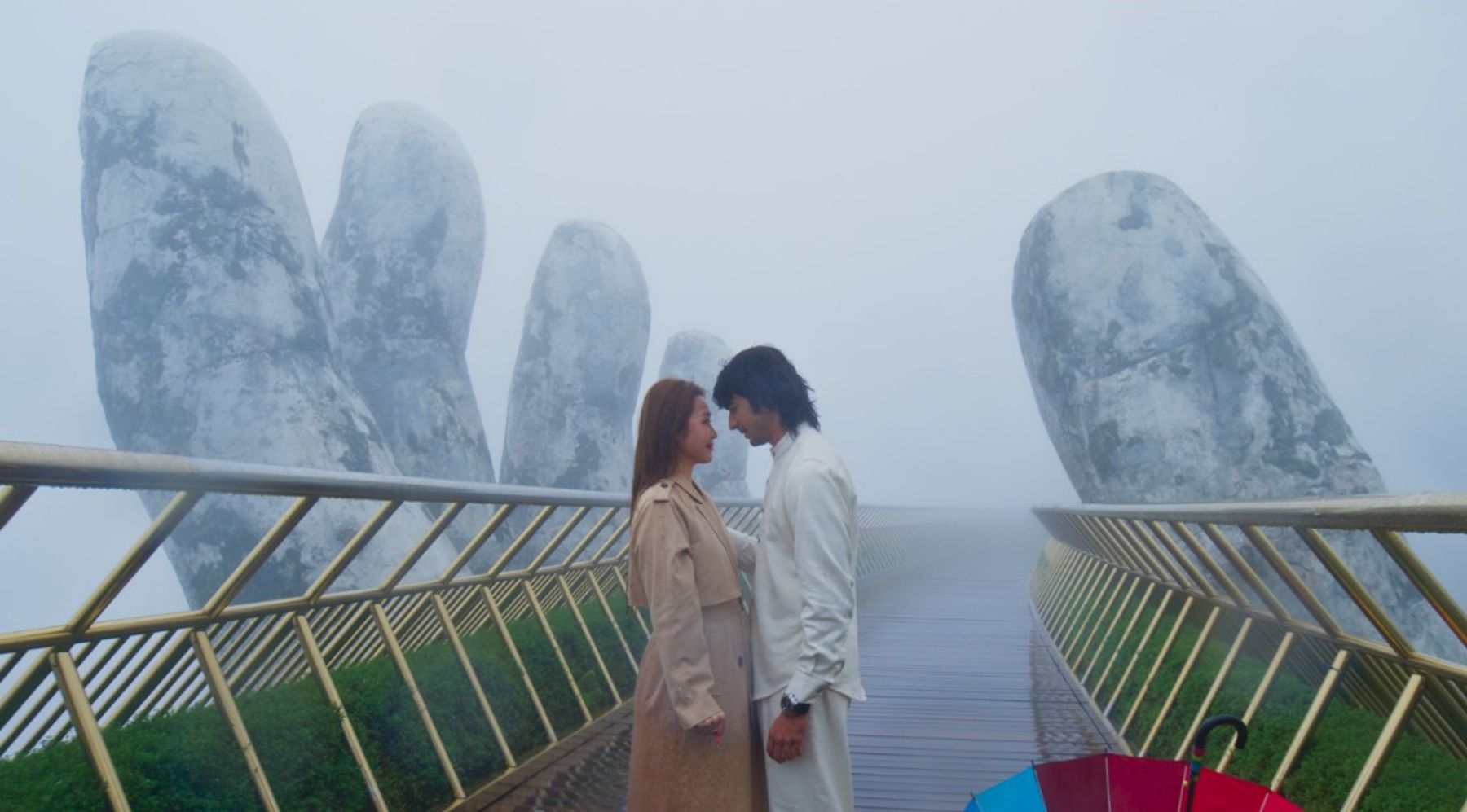 Mot canh quay trong phim “Love in Vietnam”. Anh: Nhan vat cung cap