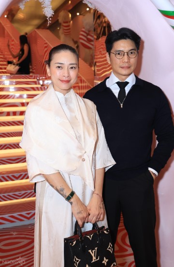 Ngo Thanh Van cung ong xa Huy Tran xuat hien tai dam cuoi. Anh: NVCC