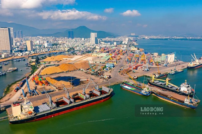 Toàn cảnh Cảng Quy Nhơn. Ảnh: Dũng Nhân 