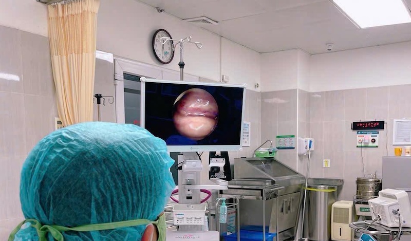 Los resultados de la ecografia uterina y la biopsia por tuberia pequeña muestran que la paciente tiene cancer de endometrio. Foto: BVCC