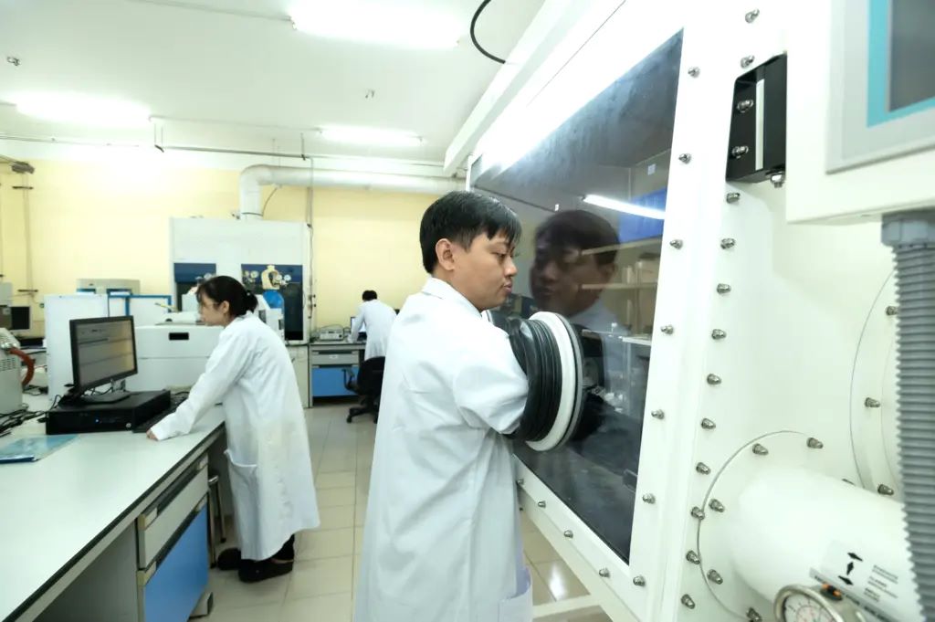 DHQG-HCM se fija el objetivo de que el 50% de los doctores obtengan titulos de profesor y profesor asociado. Foto: DHQG-HCM