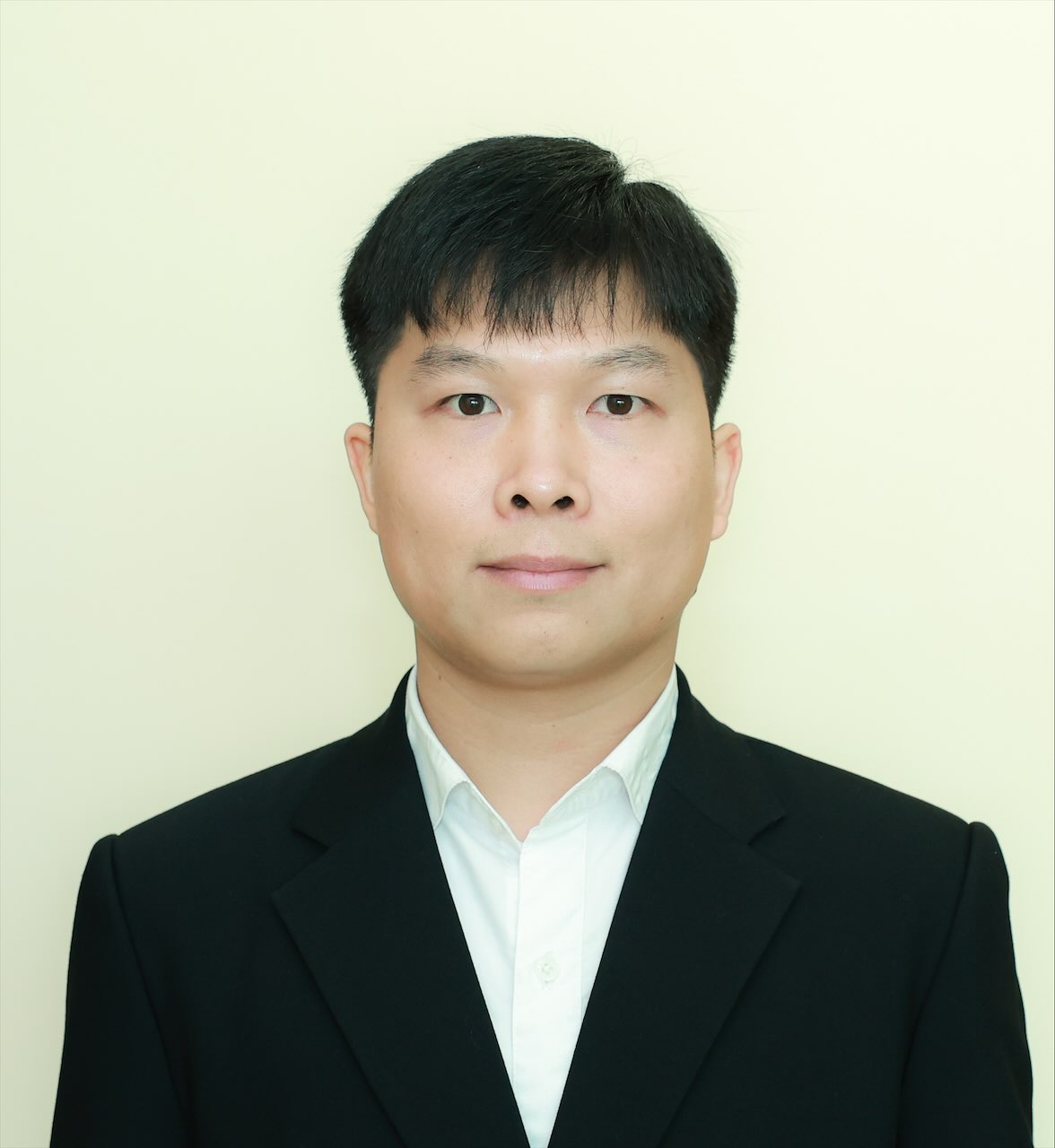 Dong chi Mai Hien Linh.