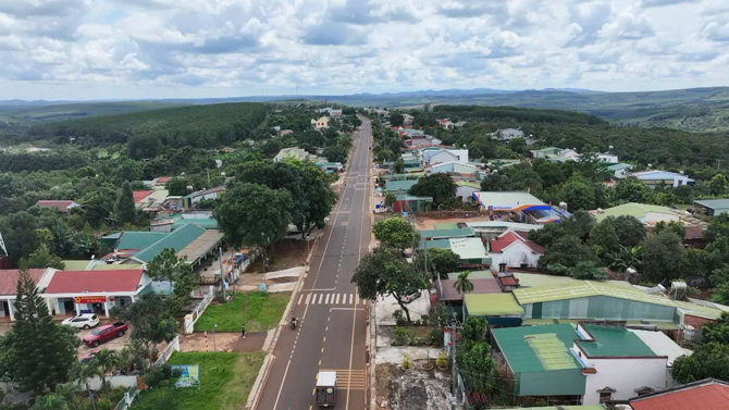 Doi song nguoi dan cai thien trong qua trinh xay dung nong thon moi. Anh: Hoang Long 