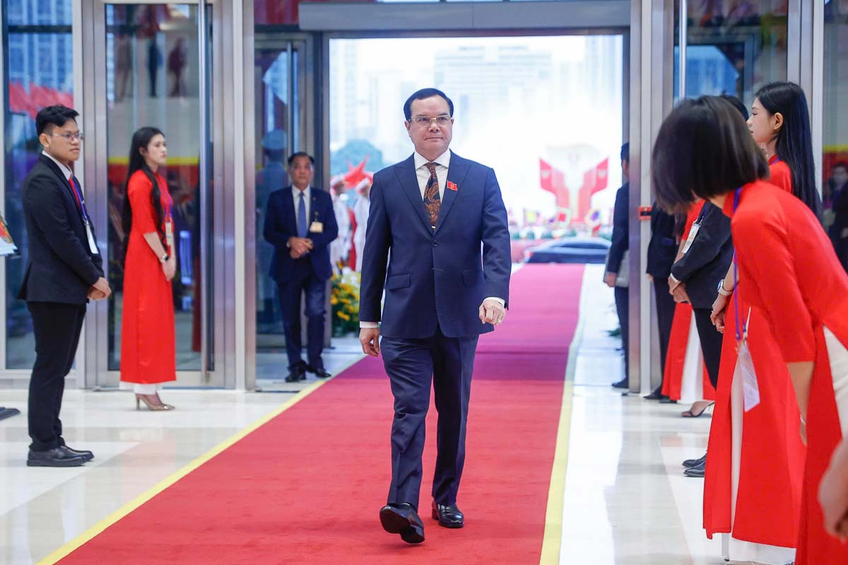 Uy vien Trung uong Dang, Pho Chu tich Uy ban Trung uong Mat tran To quoc Viet Nam, Chu tich Tong Lien doan Lao dong Viet Nam Nguyen Dinh Khang - Pho Chu tich Hoi dong Thi dua - Khen thuong Trung uong den du dai hoi. Anh: Hai Nguyen