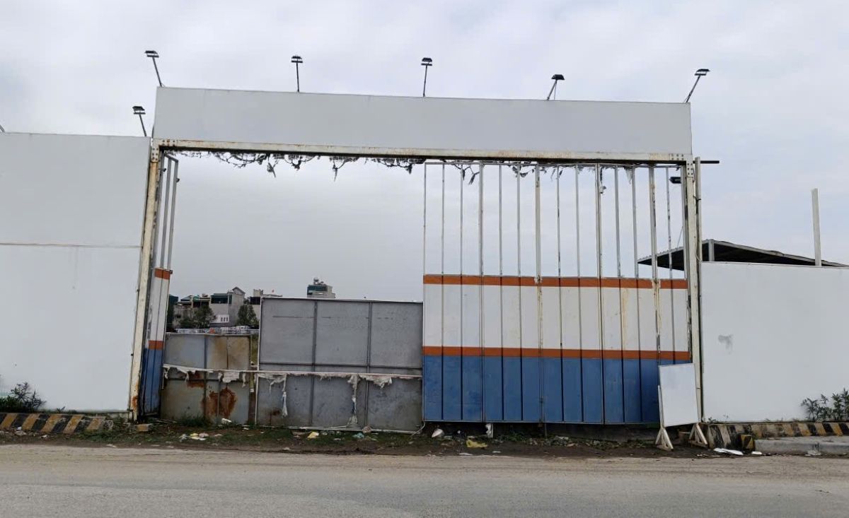 Khu vuc cong du an Khu nha o xa hoi 