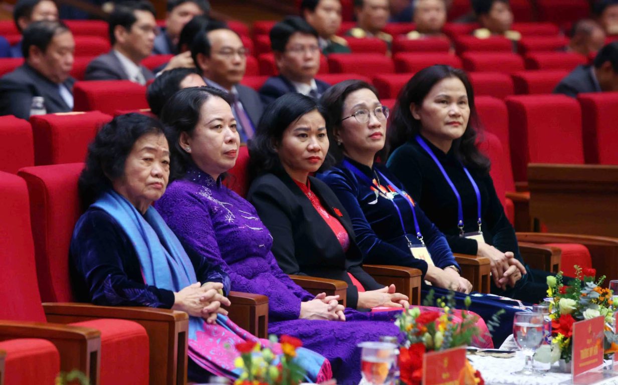 Vice President Vo Thi Anh Xuan - First Vice President of the Central Emulation and Commendation Council, Head of the Organizing Committee of the XI National Patriotic Emulation Congress and delegates attending the preparatory session. Photo: Hai Nguyen