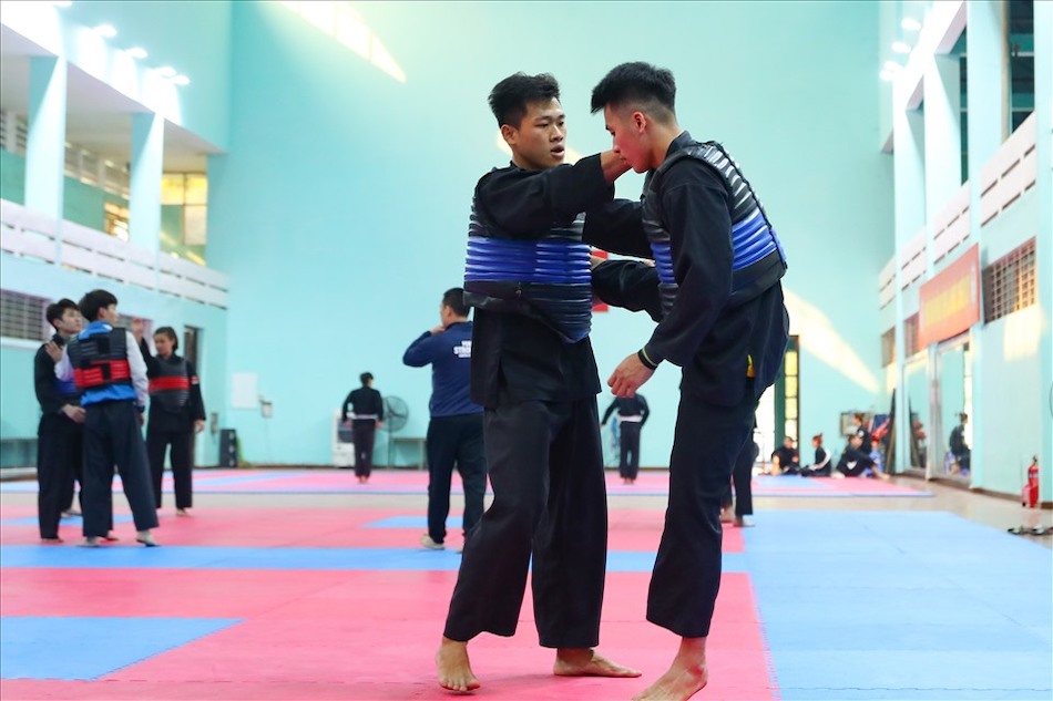 Pencak silat athletes practice at the Senior Athlete Training Center. Photo: Minh Quan