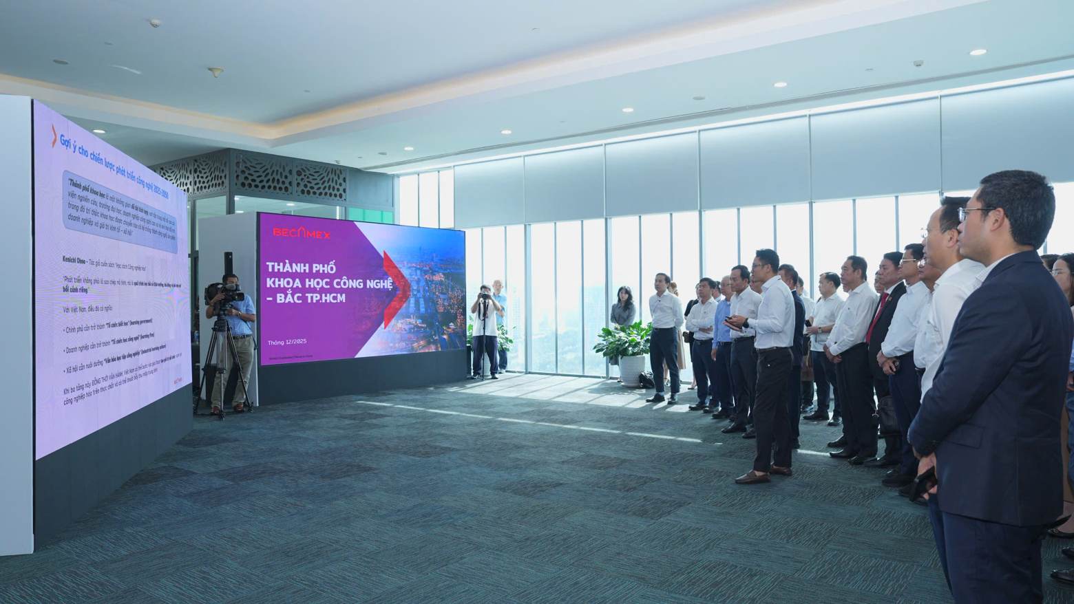  ong Tran Luu Quang - Bi thu Trung uong Dang, Bi thu Thanh uy TPHCM