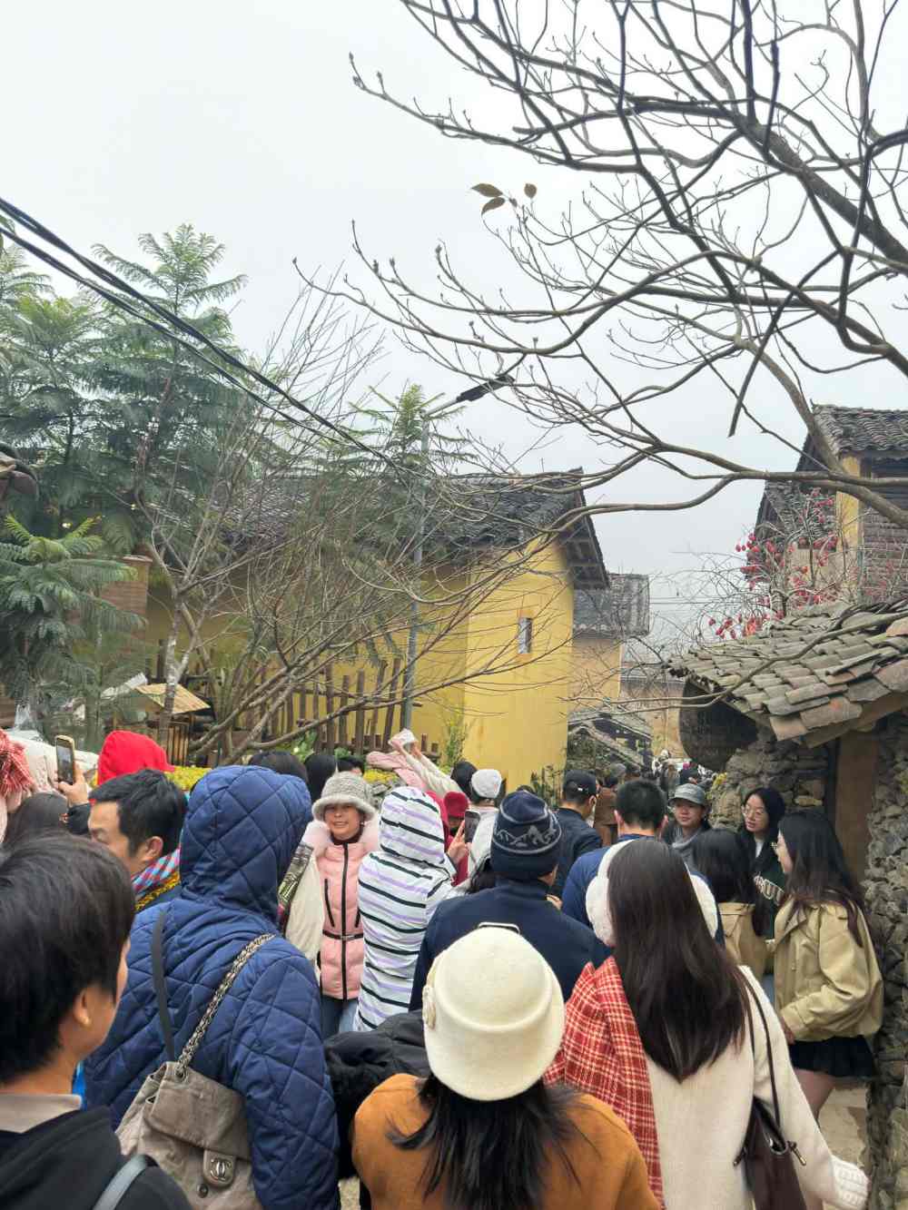 Cac diem du lich chat kin du khach. Anh: Nguyen Van Hoan