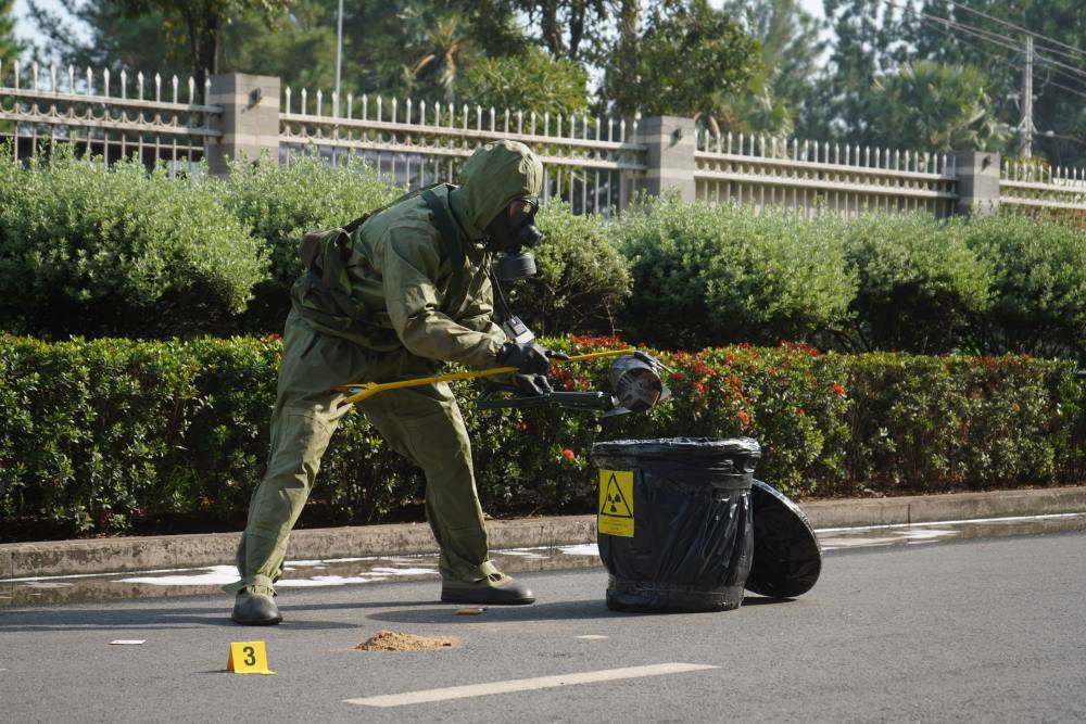 Simulated scene of the radioactive source truck accident at the Oncology Hospital