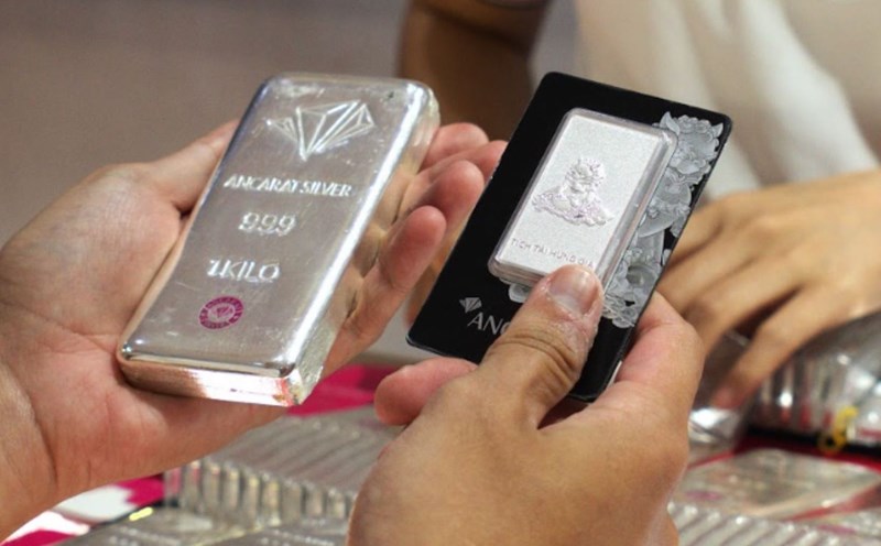 Silver prices last year recorded impressive price increases. Photo: Khuong Duy