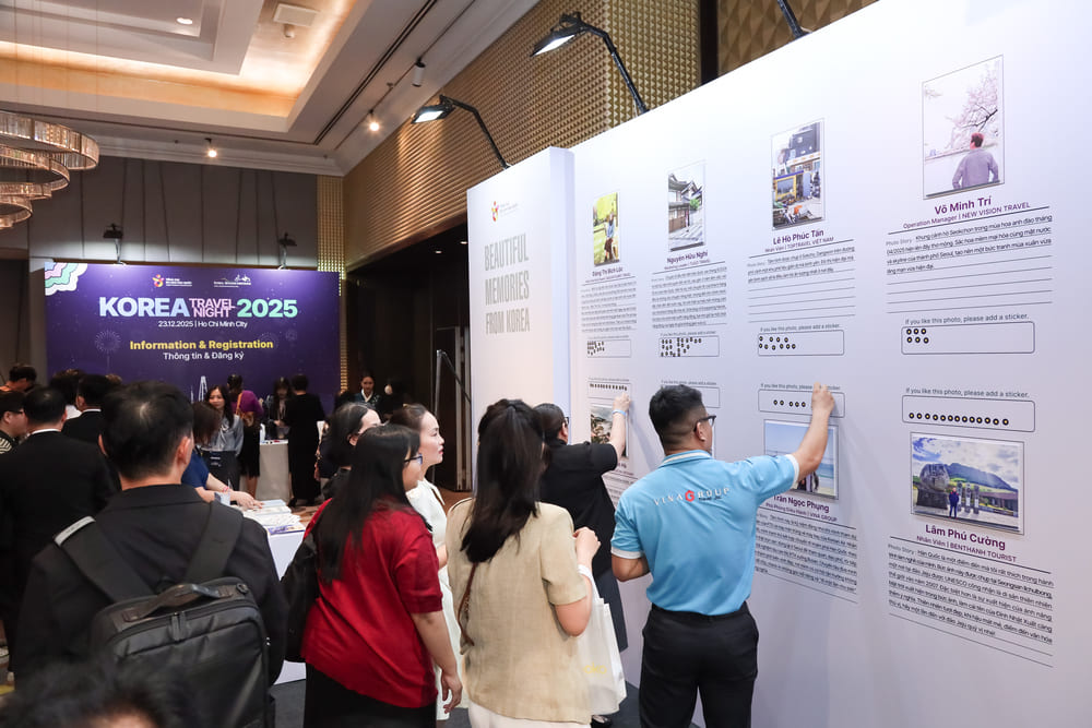 “Korea Travel Night 2025 – Dem Du lich Han Quoc 2025” co su tham gia cua hon 200 don vi, lu hanh va doanh nghiep tai Ha Noi va TPHCM. Anh: Ban to chuc