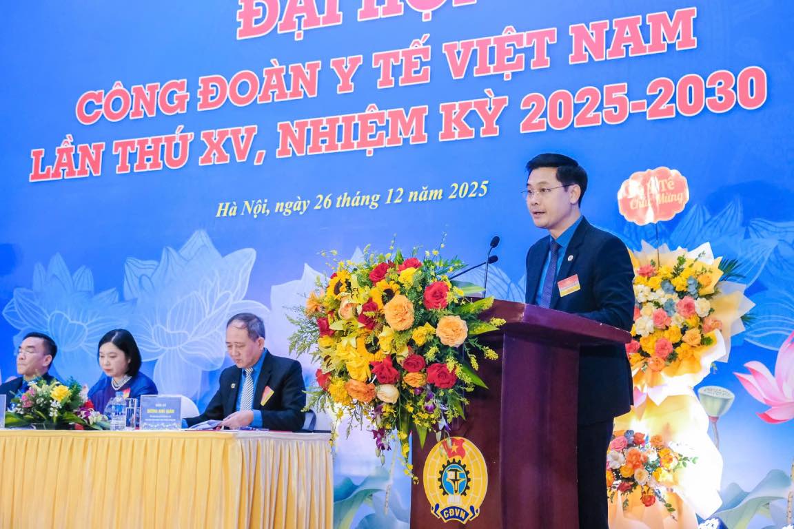 Ong Vu Anh Tuan - Pho Chu tich Cong doan Y te Viet Nam. Anh: Bao Han 