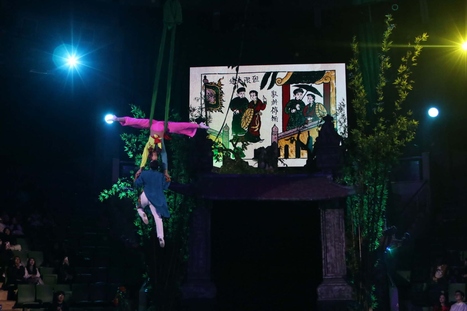 Tiet muc “Du quan ho” dua khan gia ve voi lang que Kinh Bac. Anh: BTC