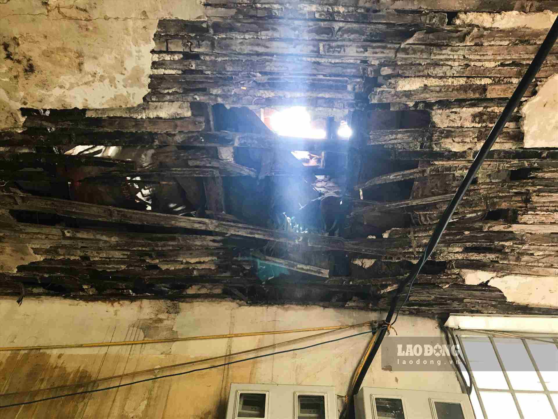 Seriously degraded collective housing area. Photo: Thanh Thanh