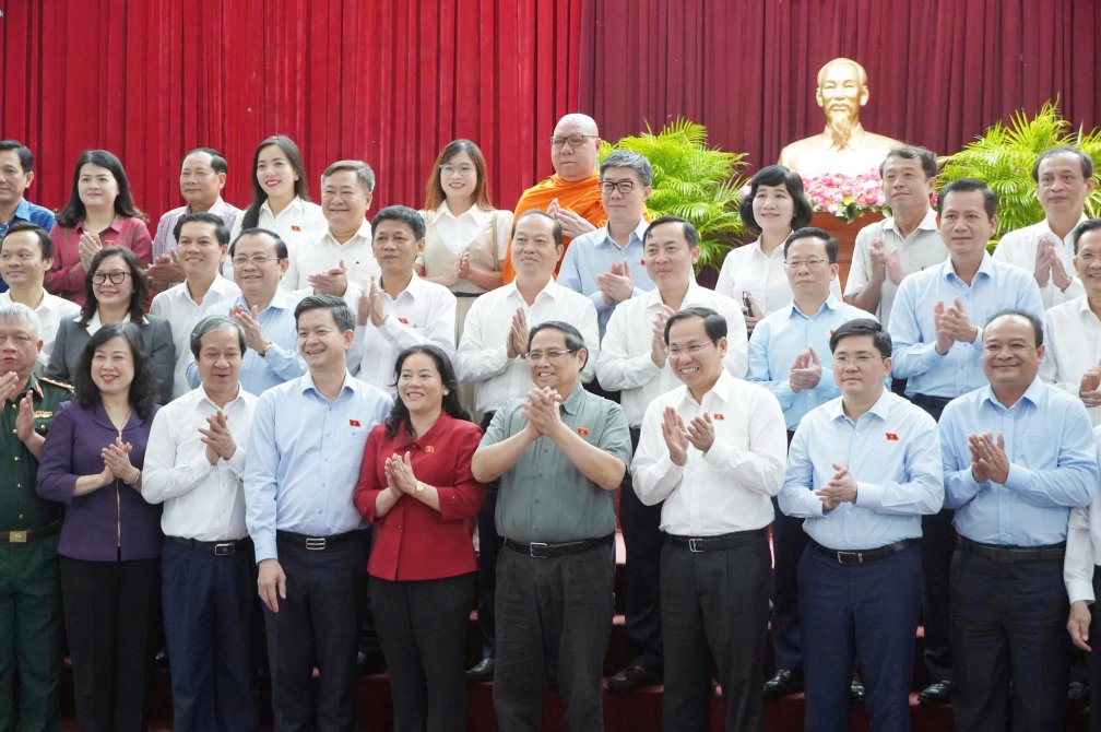 Thu tuong Chinh phu Pham Minh Chinh cung cac dai bieu. Anh: Ta Quang