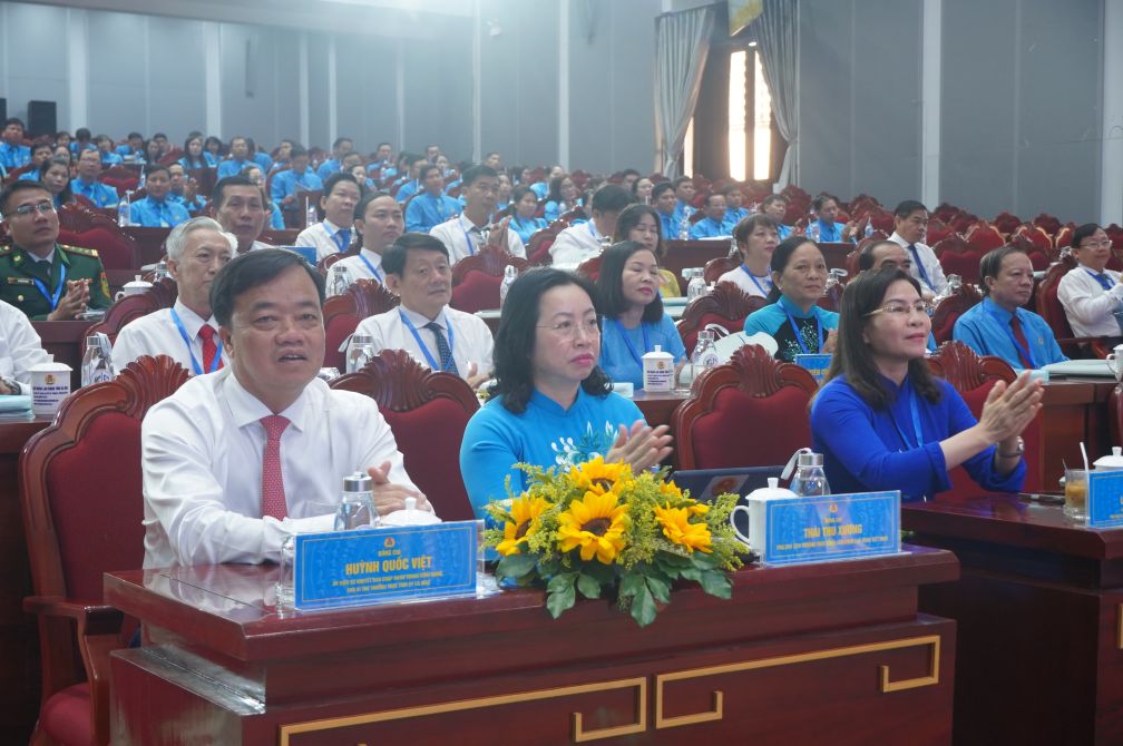 Pho Chu tich Thuong truc Tong LDLD Viet Nam Thai Thu Xuong du Dai hoi Cong doan tinh Ca Mau. Anh: Ta Quang