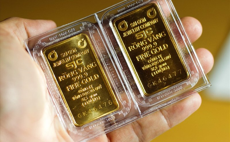 Businesses that produce gold bars will be licensed to import gold. Photo: Hai Nguyen.